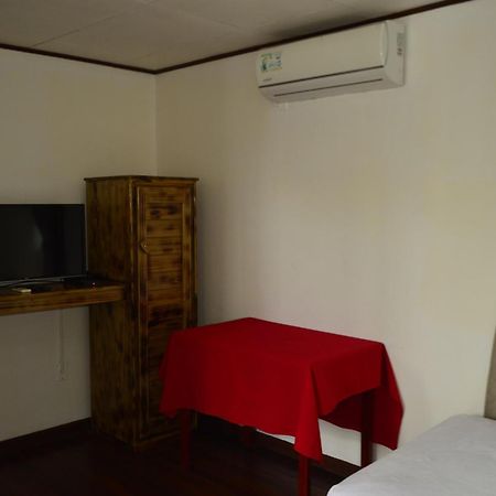 Hotel Sierpe River- Oleaje Sereno Ngoại thất bức ảnh