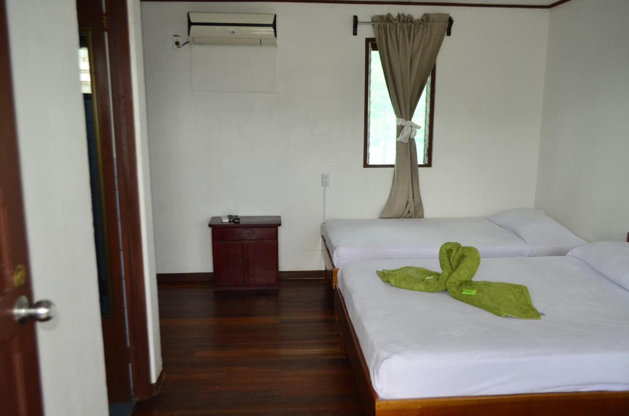 Hotel Sierpe River- Oleaje Sereno Ngoại thất bức ảnh